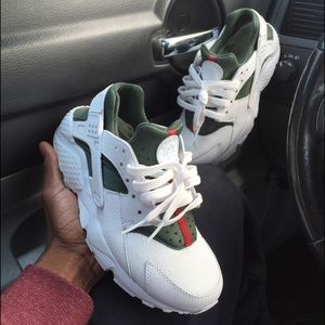 Meet your Posher, Tyrone